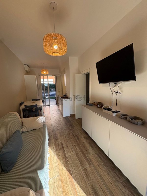 casa indipendente in vendita a Comacchio in zona Lido degli Estensi