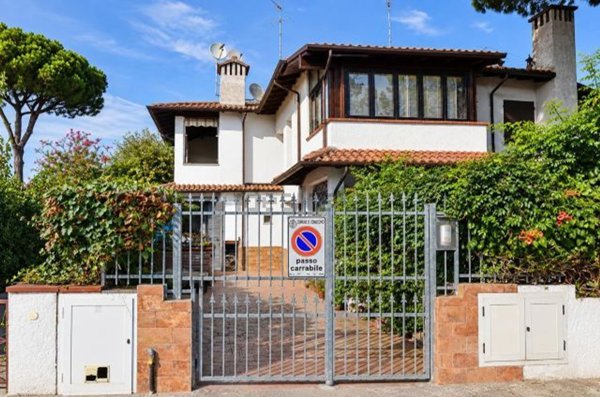 casa indipendente in vendita a Comacchio in zona Lido delle Nazioni