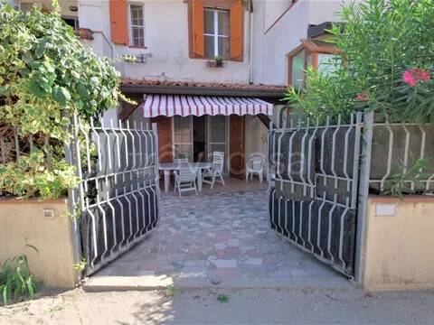casa indipendente in vendita a Comacchio in zona Lido di Pomposa