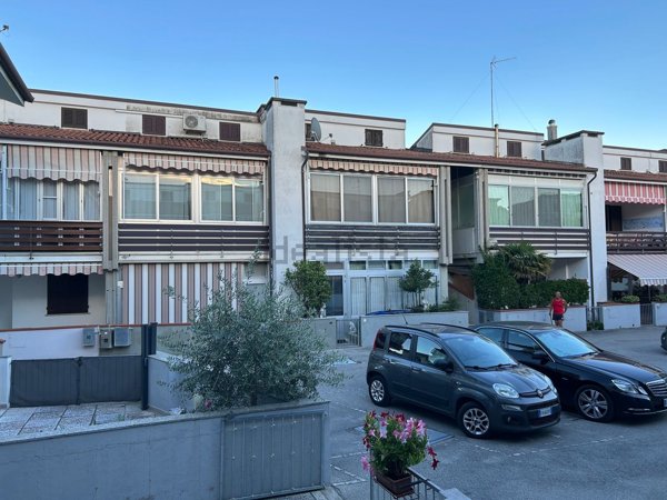 appartamento in vendita a Comacchio in zona Porto Garibaldi