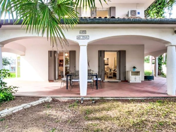casa indipendente in vendita a Comacchio in zona Lido di Spina