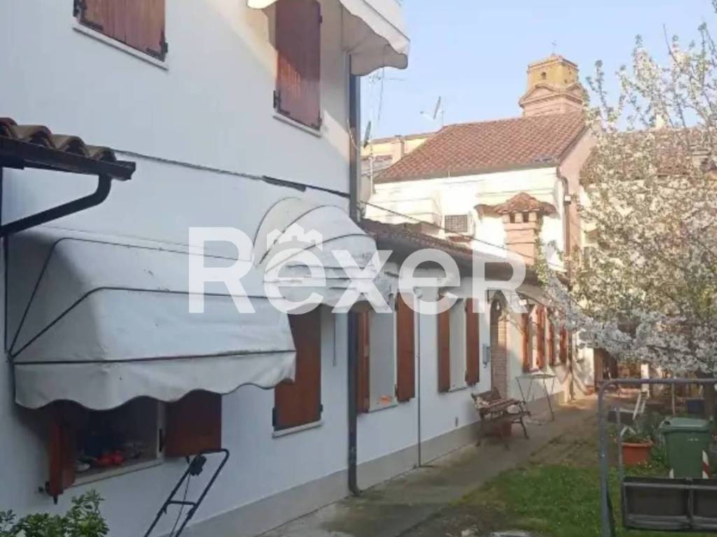 casa indipendente in vendita a Comacchio