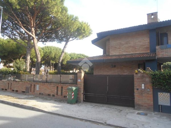 casa indipendente in vendita a Comacchio in zona Porto Garibaldi