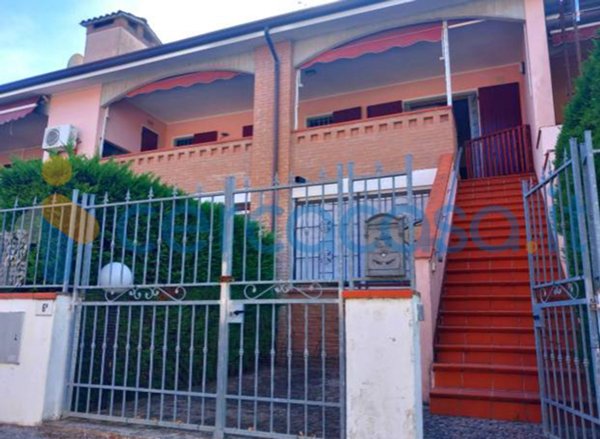 casa indipendente in vendita a Comacchio in zona Lido di Pomposa