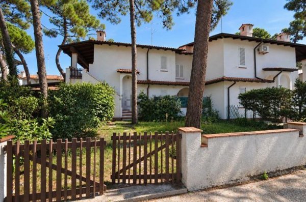 casa indipendente in vendita a Comacchio in zona Lido di Spina