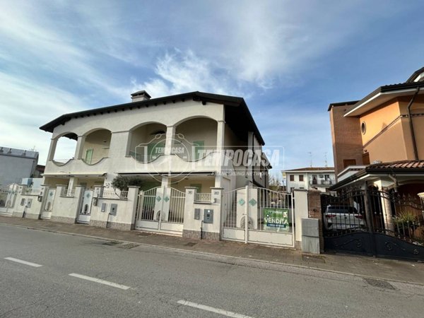 appartamento in vendita a Comacchio in zona Porto Garibaldi