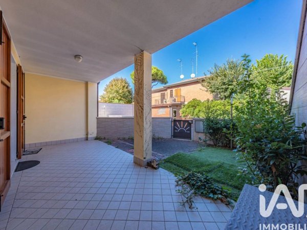 casa indipendente in vendita a Comacchio in zona Lido delle Nazioni
