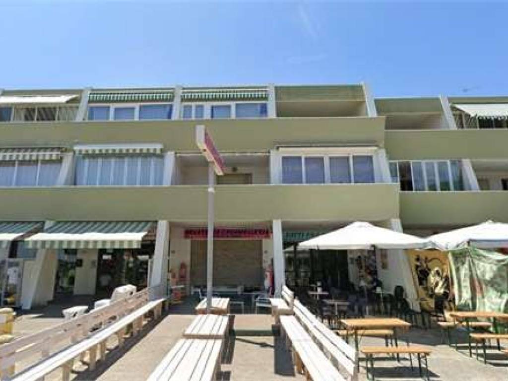 appartamento in vendita a Comacchio in zona Lido delle Nazioni