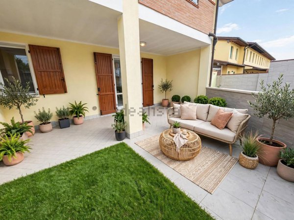 casa indipendente in vendita a Comacchio in zona Lido delle Nazioni