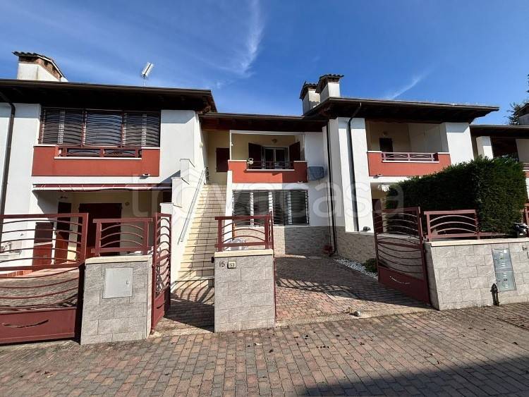 casa indipendente in vendita a Comacchio in zona Lido di Pomposa