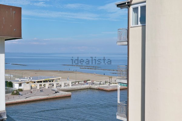 appartamento in vendita a Comacchio in zona Porto Garibaldi