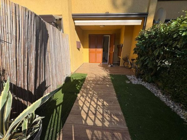 casa indipendente in vendita a Comacchio in zona Lido degli Estensi