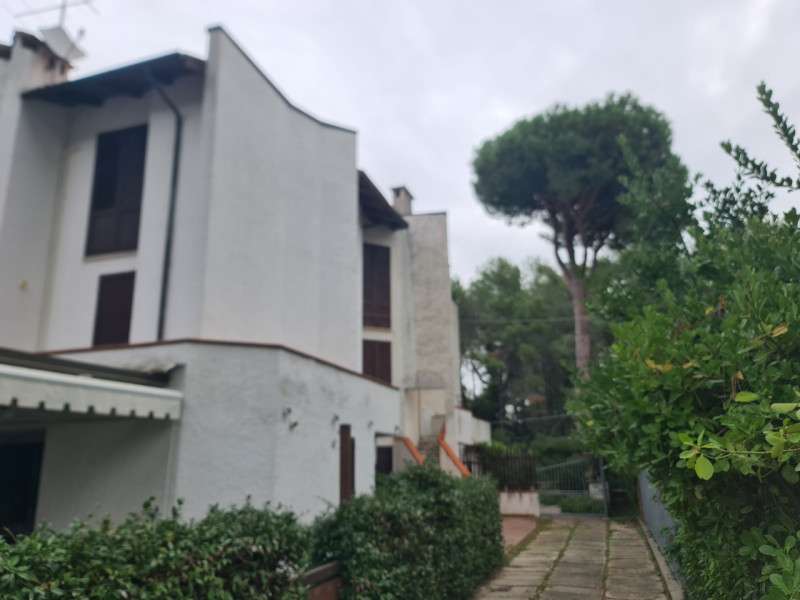 casa indipendente in vendita a Comacchio in zona Lido di Spina