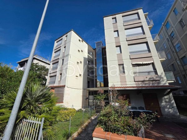 appartamento in vendita a Comacchio in zona Lido degli Estensi