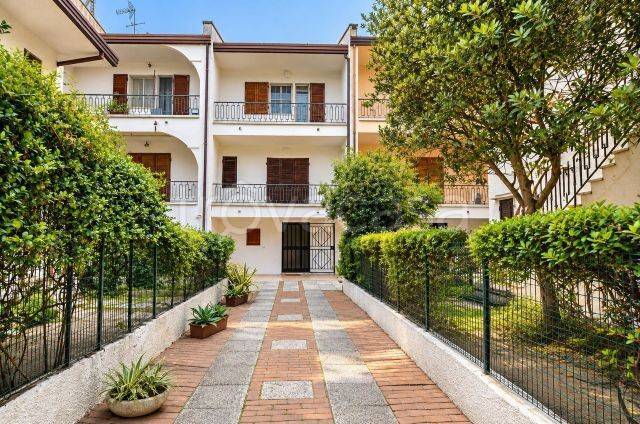 casa indipendente in vendita a Comacchio in zona Lido delle Nazioni