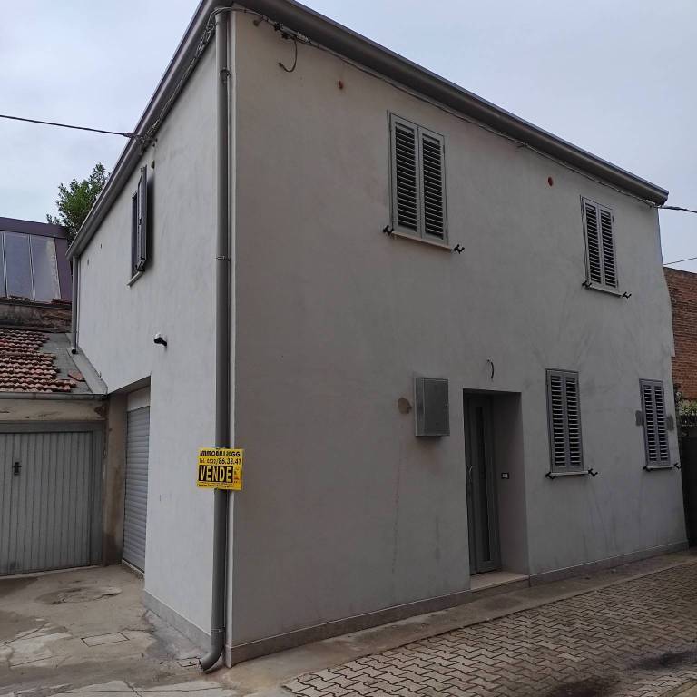 casa indipendente in vendita a Copparo