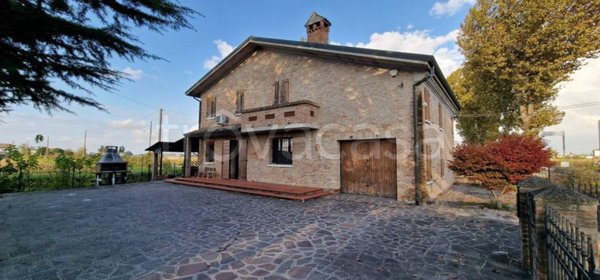 casa indipendente in vendita a Copparo