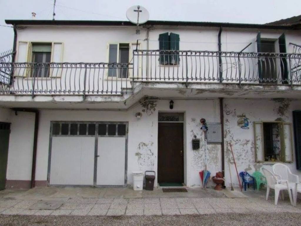 casa indipendente in vendita a Copparo in zona Sabbioncello San Vittore