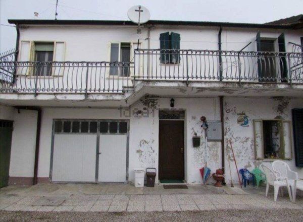 casa indipendente in vendita a Copparo in zona Sabbioncello San Vittore