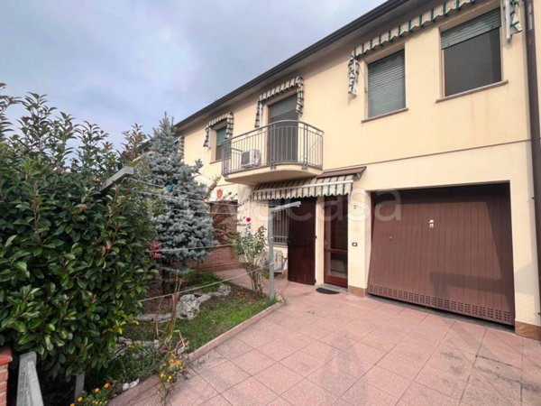 casa indipendente in vendita a Copparo