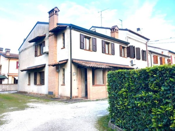 casa indipendente in vendita a Copparo