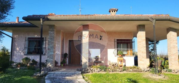 casa indipendente in vendita a Copparo in zona Coccanile-Cesta