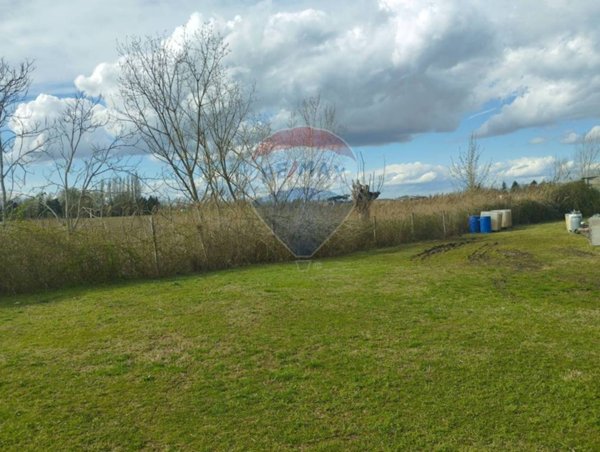 casa semindipendente in vendita a Copparo in zona Fossalta