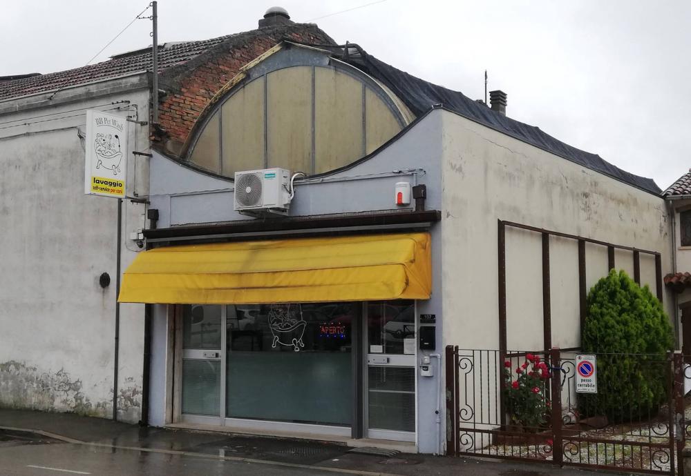 locale commerciale in vendita a Copparo