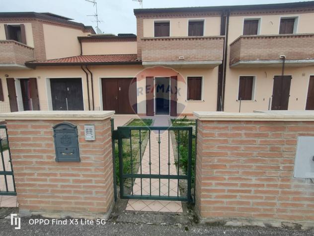 casa indipendente in vendita a Copparo in zona Ponte San Pietro