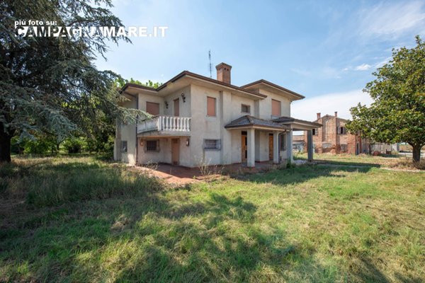 casa indipendente in vendita a Copparo