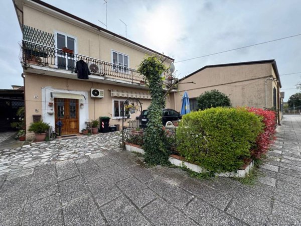 casa indipendente in vendita a Copparo