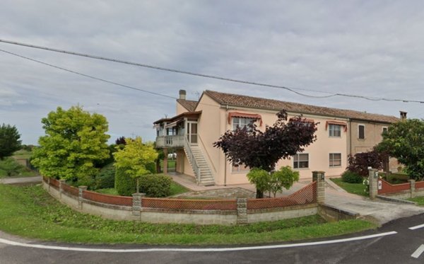 casa indipendente in vendita a Copparo in zona Gradizza