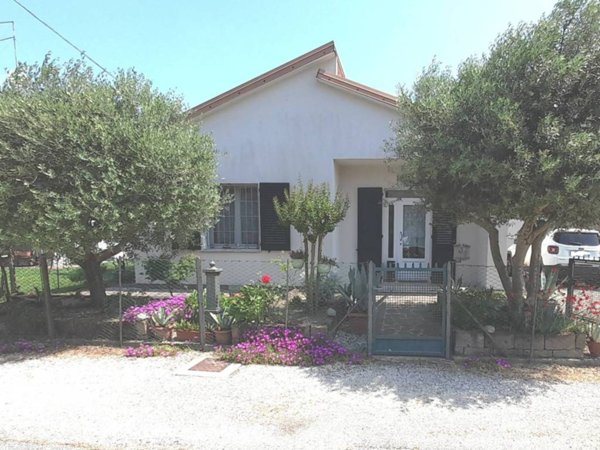 casa indipendente in vendita a Copparo