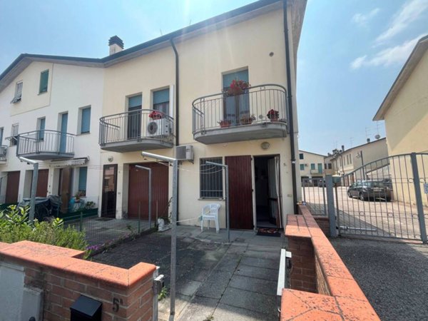 casa indipendente in vendita a Copparo