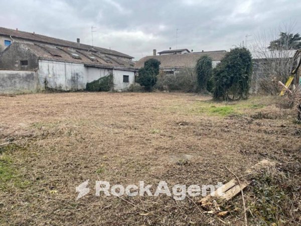 rudere in vendita a Copparo