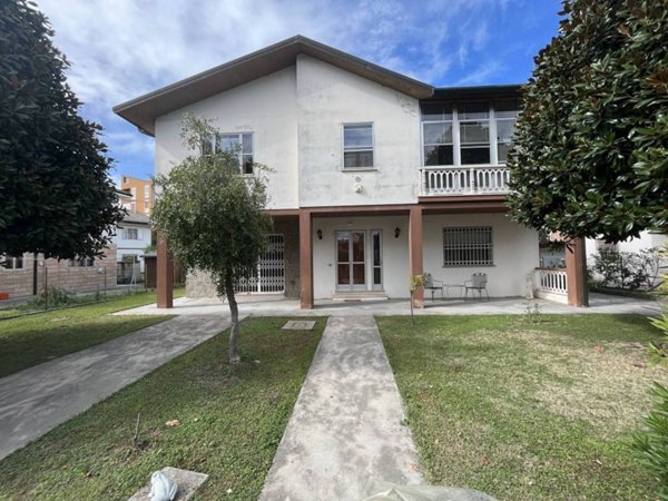 casa indipendente in vendita a Copparo