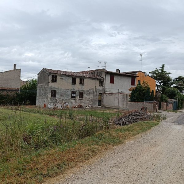 appartamento in vendita a Copparo in zona Saletta