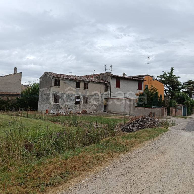 casa indipendente in vendita a Copparo in zona Saletta
