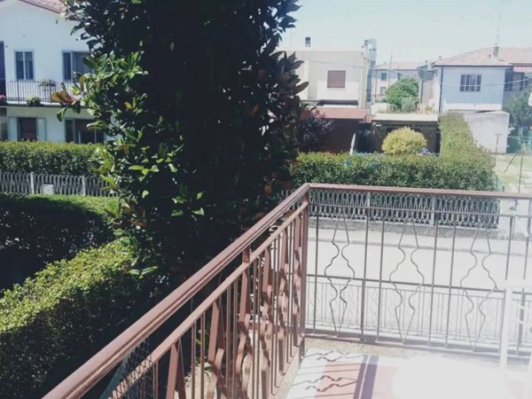 casa indipendente in vendita a Copparo in zona Coccanile-Cesta