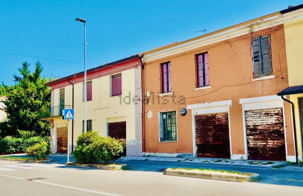 casa indipendente in vendita a Copparo in zona Tamara