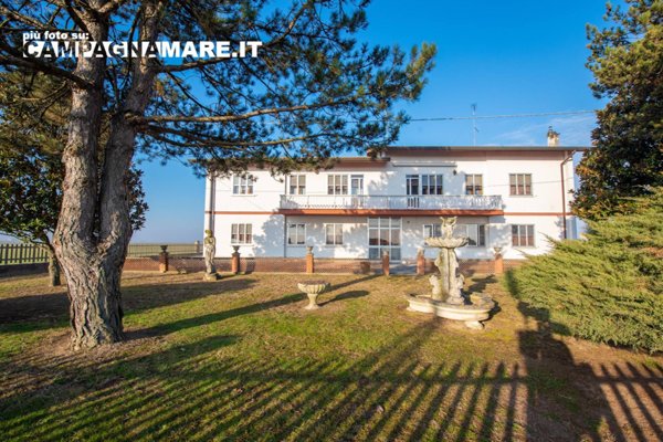 appartamento in vendita a Copparo in zona Ambrogio