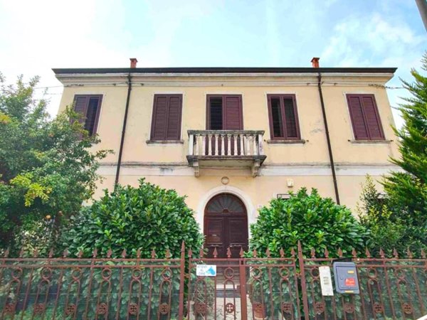 casa indipendente in vendita a Copparo