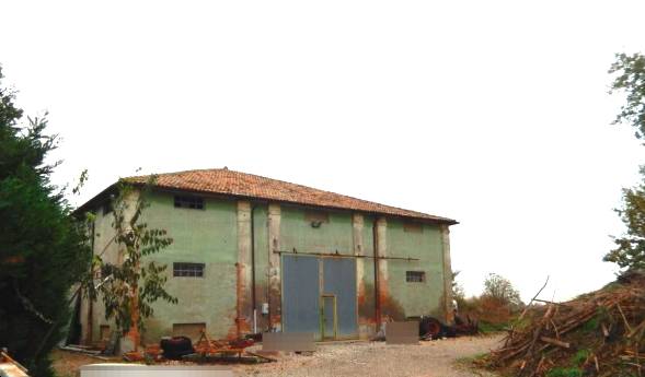 locale di sgombero in vendita a Copparo
