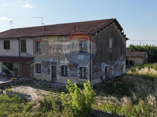 casa indipendente in vendita a Copparo in zona Sant'Apollinare