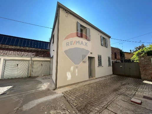 casa indipendente in vendita a Copparo