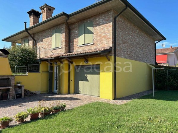 casa indipendente in vendita a Copparo