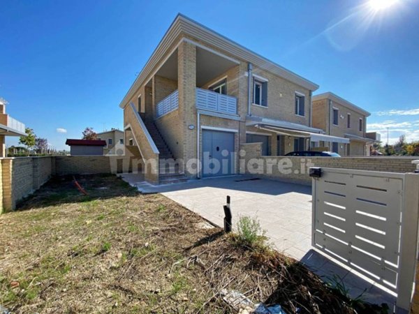 casa indipendente in vendita a Copparo