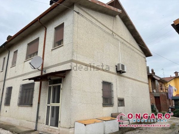 casa indipendente in vendita a Copparo in zona Gradizza