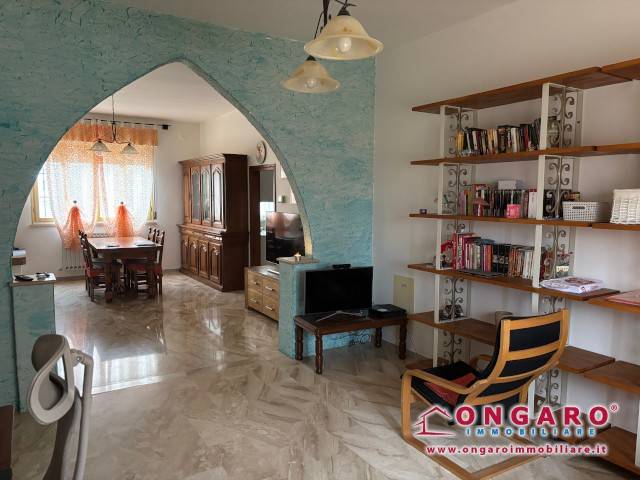 casa indipendente in vendita a Copparo in zona Gradizza