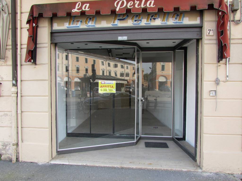 negozio in vendita a Copparo